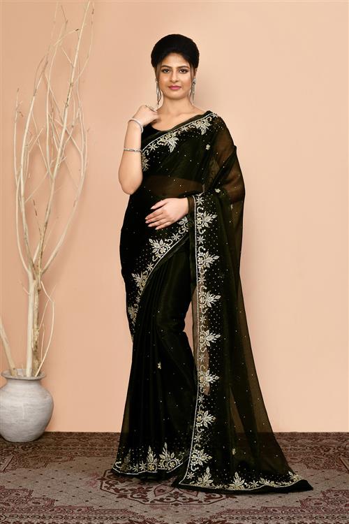 https://media.vinhemfashion.com/Images/FancytouchVol1VLS21MAPO53IWK1/image/designer